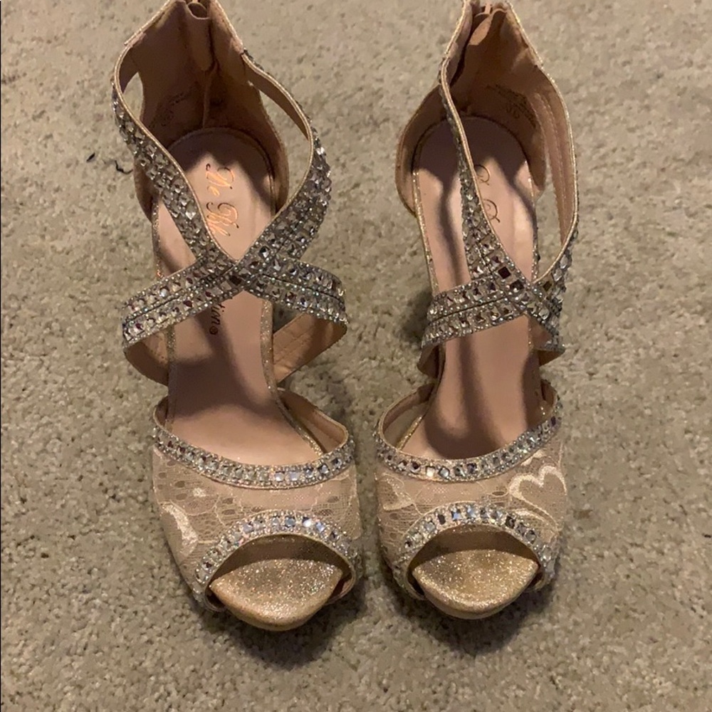 Champagne glitter lace heels